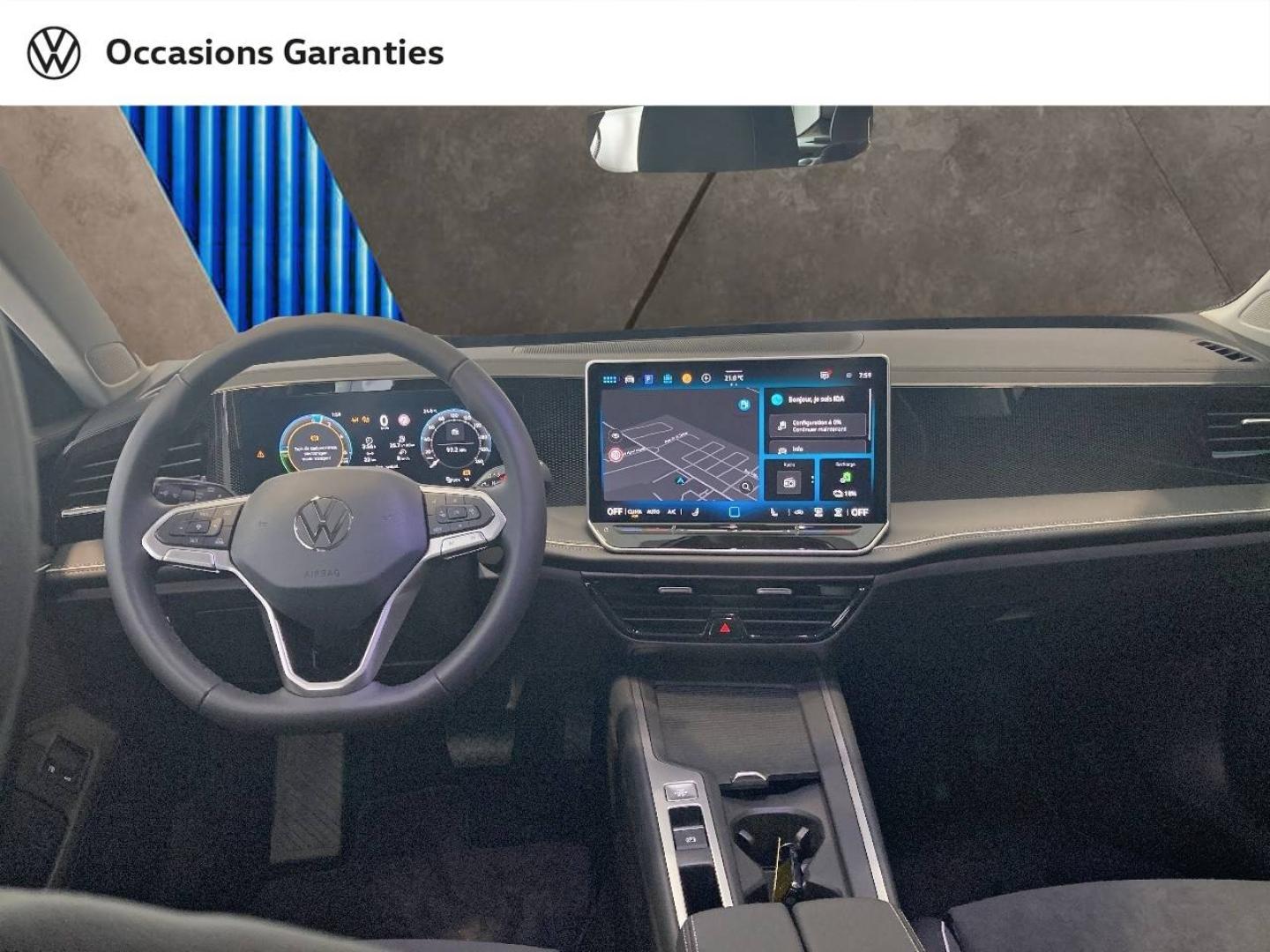 Voitures occasions VOLKSWAGEN Passat SW Life Lens