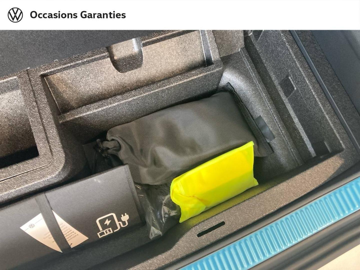 Voitures occasions VOLKSWAGEN Passat SW Life Lens