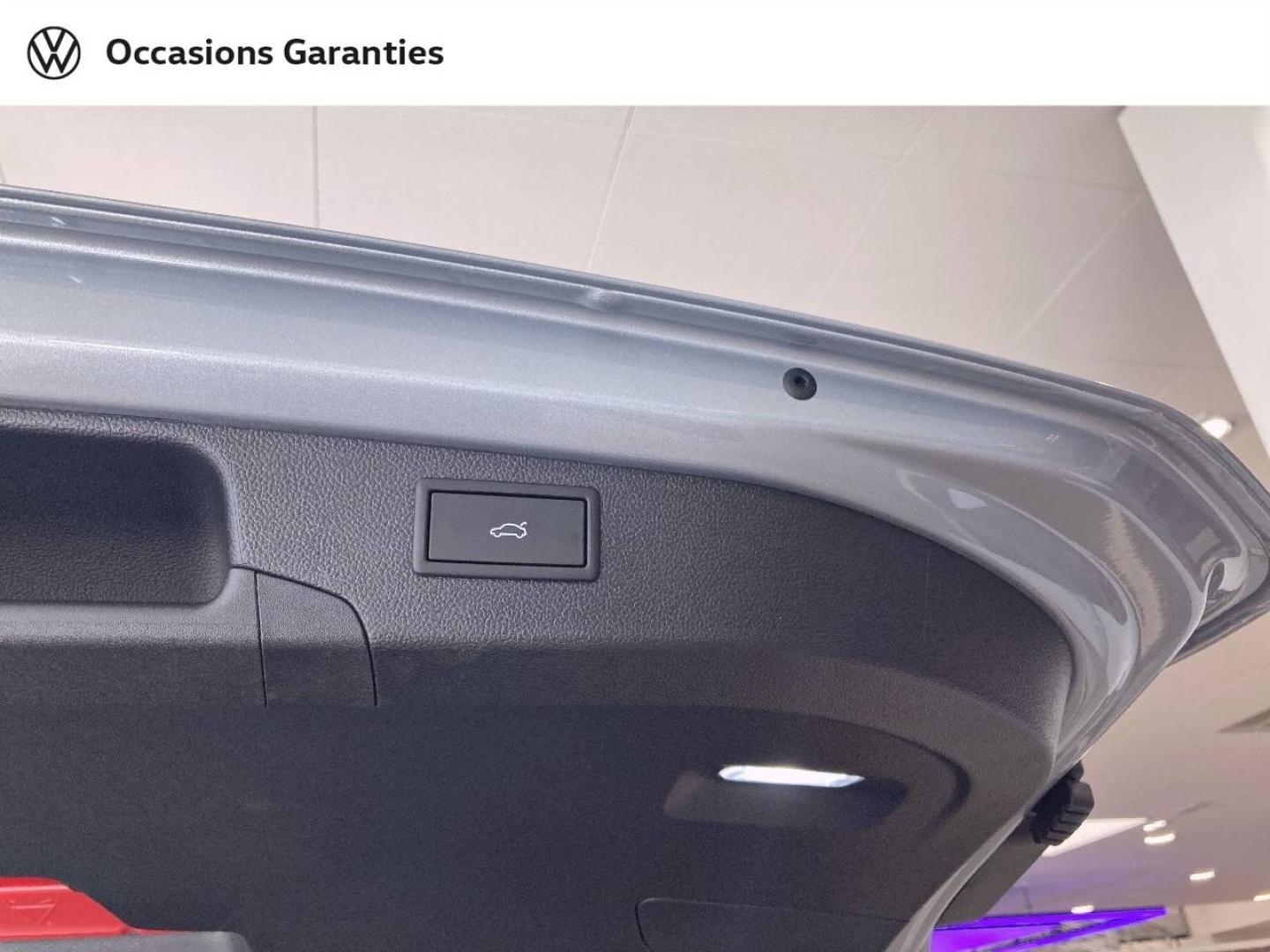 Voitures occasions VOLKSWAGEN Passat SW Life Lens