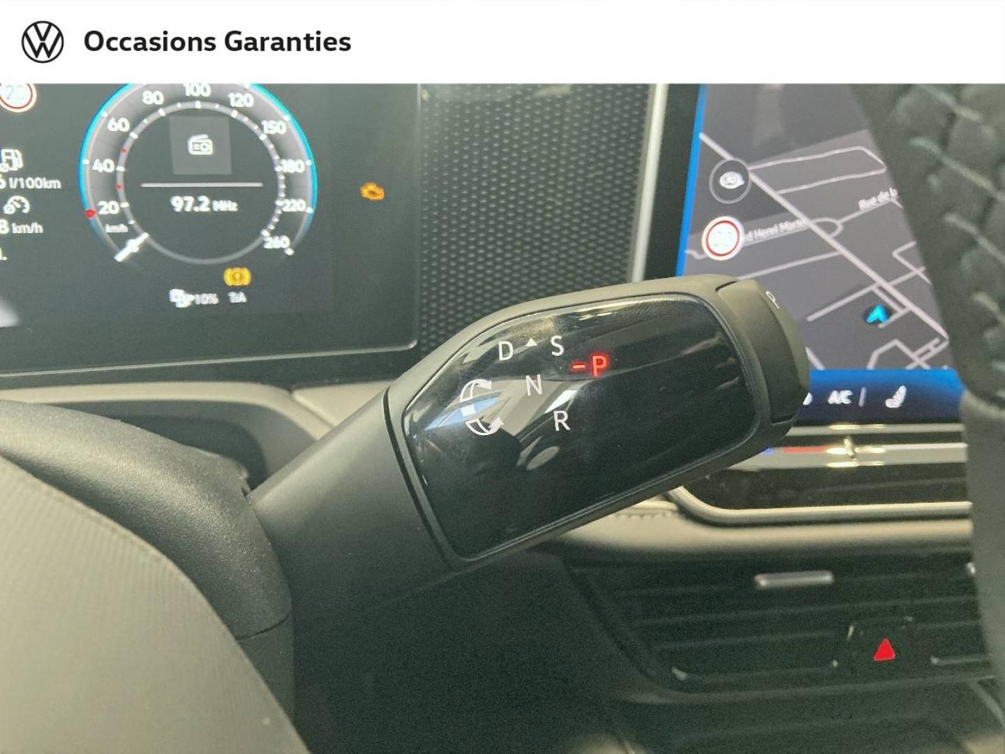 Voitures occasions VOLKSWAGEN Passat SW Life Lens