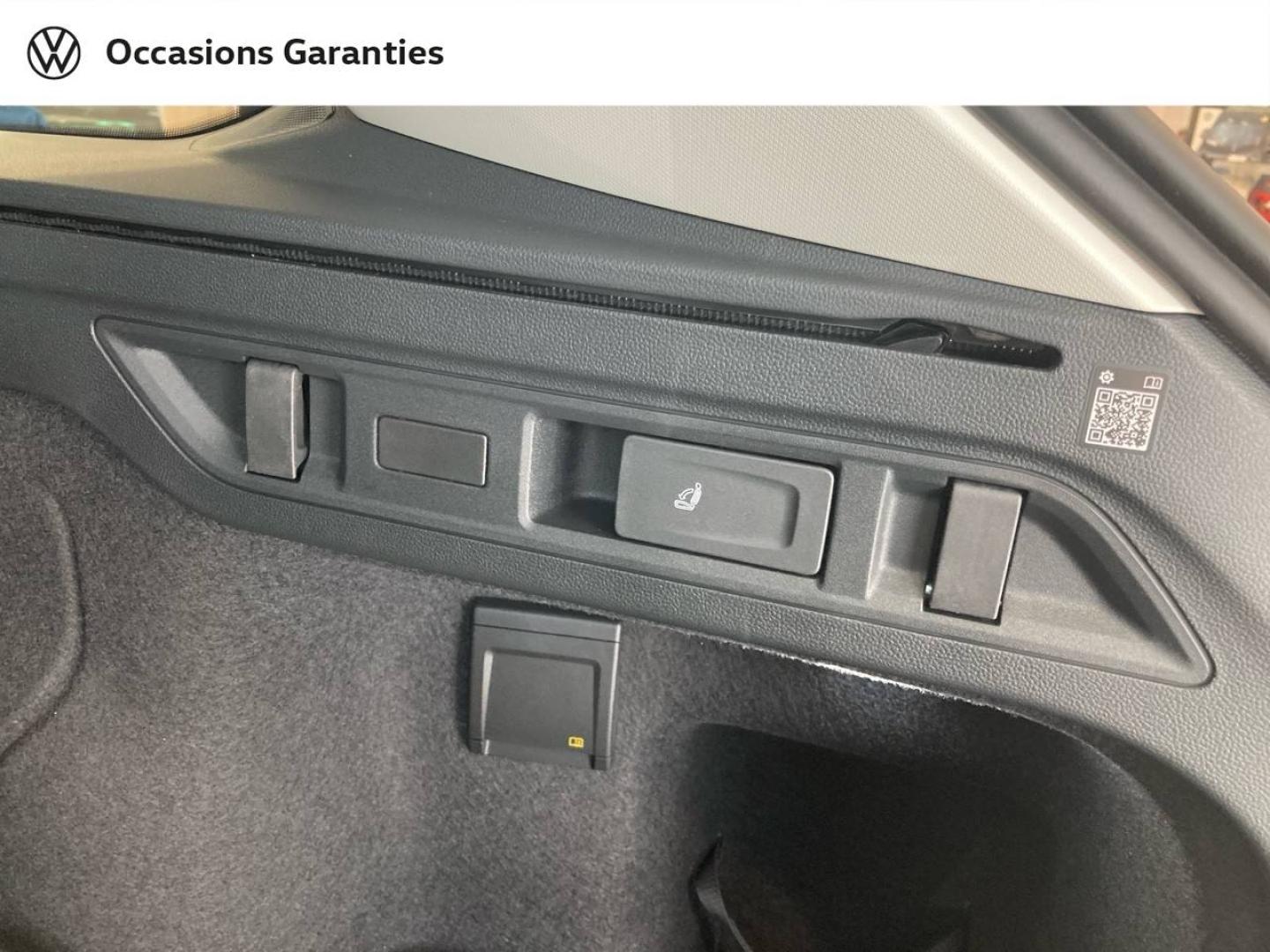 Voitures occasions VOLKSWAGEN Passat SW Life Lens