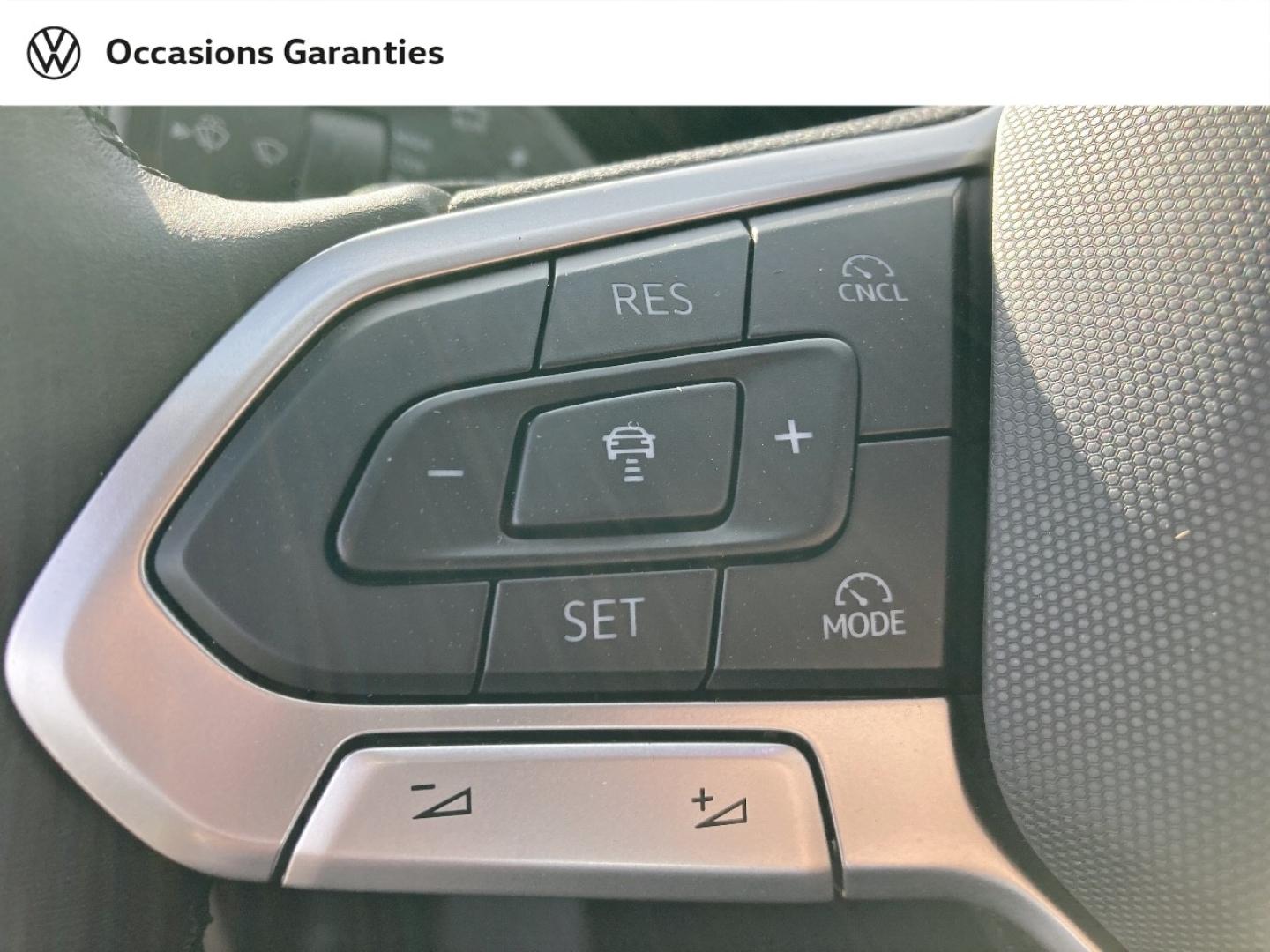 Voitures occasions VOLKSWAGEN T-ROC Style Lens
