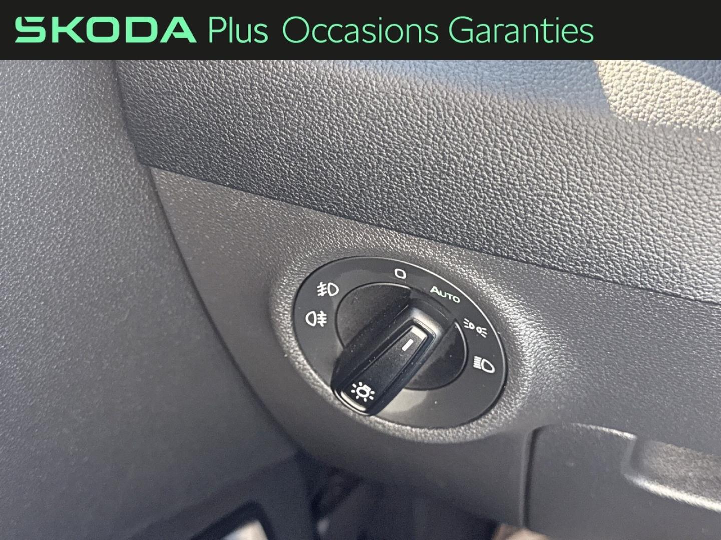 Voitures occasions ŠKODA KAROQ Ambition Lens