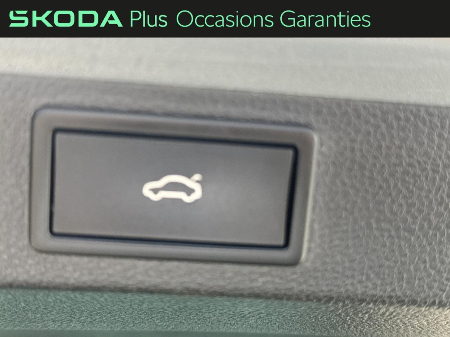 Voitures occasions ŠKODA KAROQ Ambition Lens