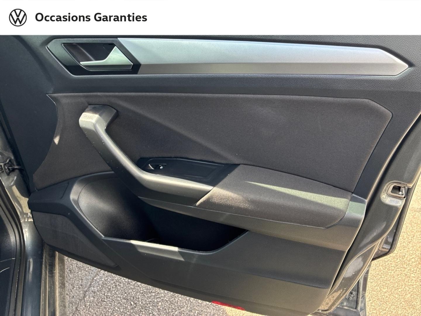 Voitures occasions VOLKSWAGEN T-ROC Life Villeneuve-d'Ascq