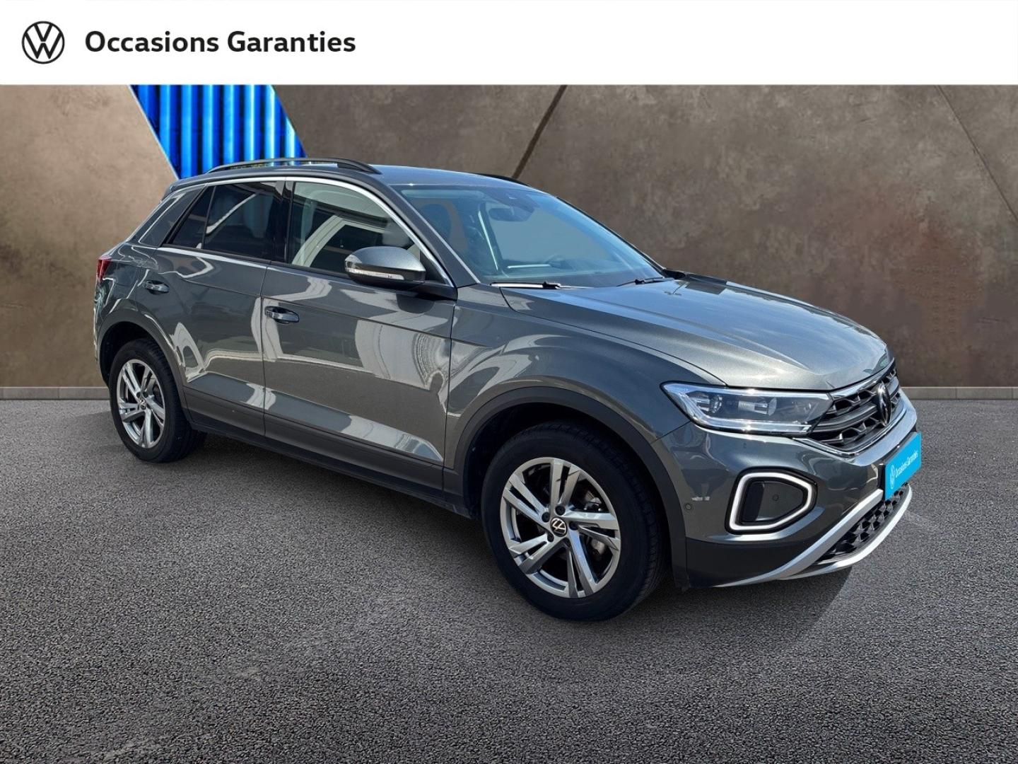 Voitures occasions VOLKSWAGEN T-ROC Life Villeneuve-d'Ascq