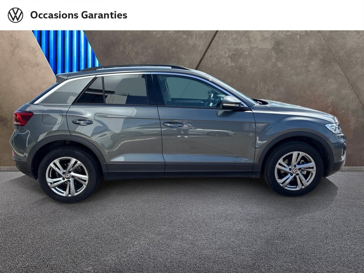 Voitures occasions VOLKSWAGEN T-ROC Life Villeneuve-d'Ascq