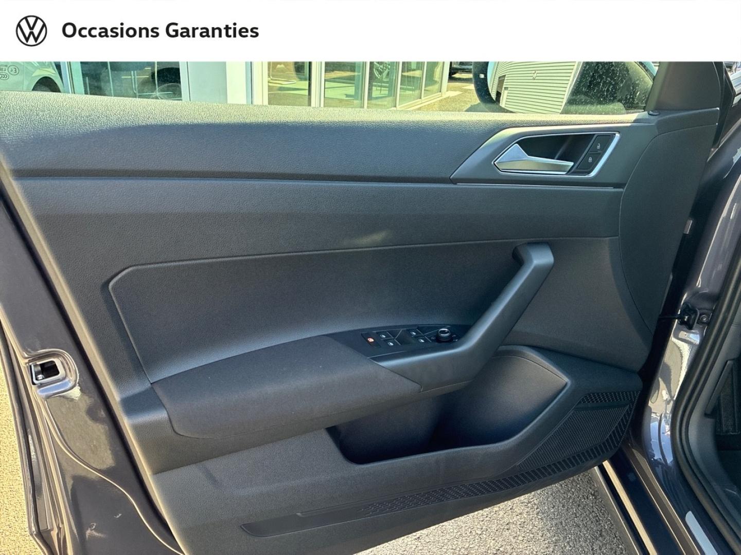 Voitures occasions VOLKSWAGEN TAIGO R-Line Lens
