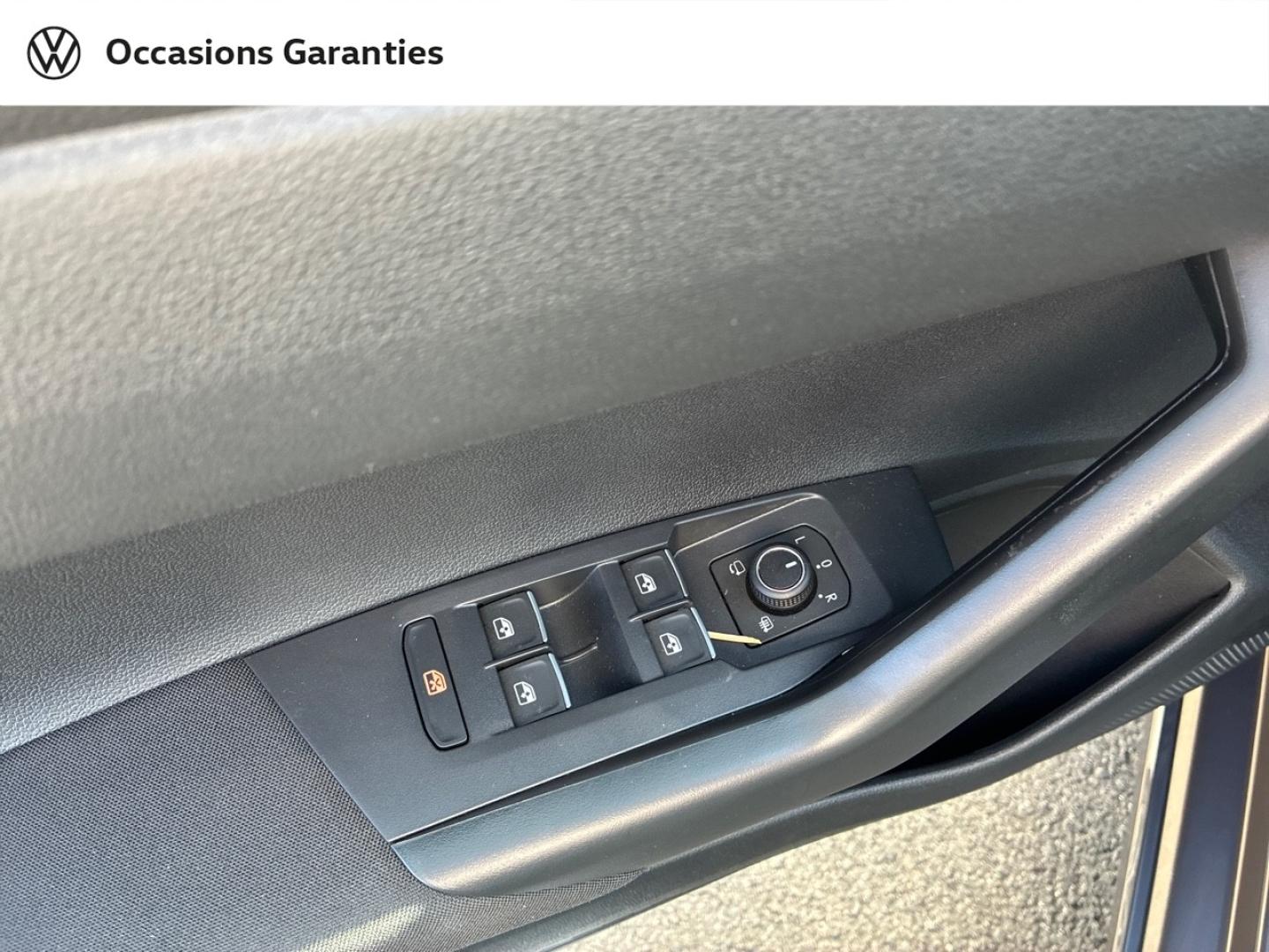 Voitures occasions VOLKSWAGEN TAIGO R-Line Lens