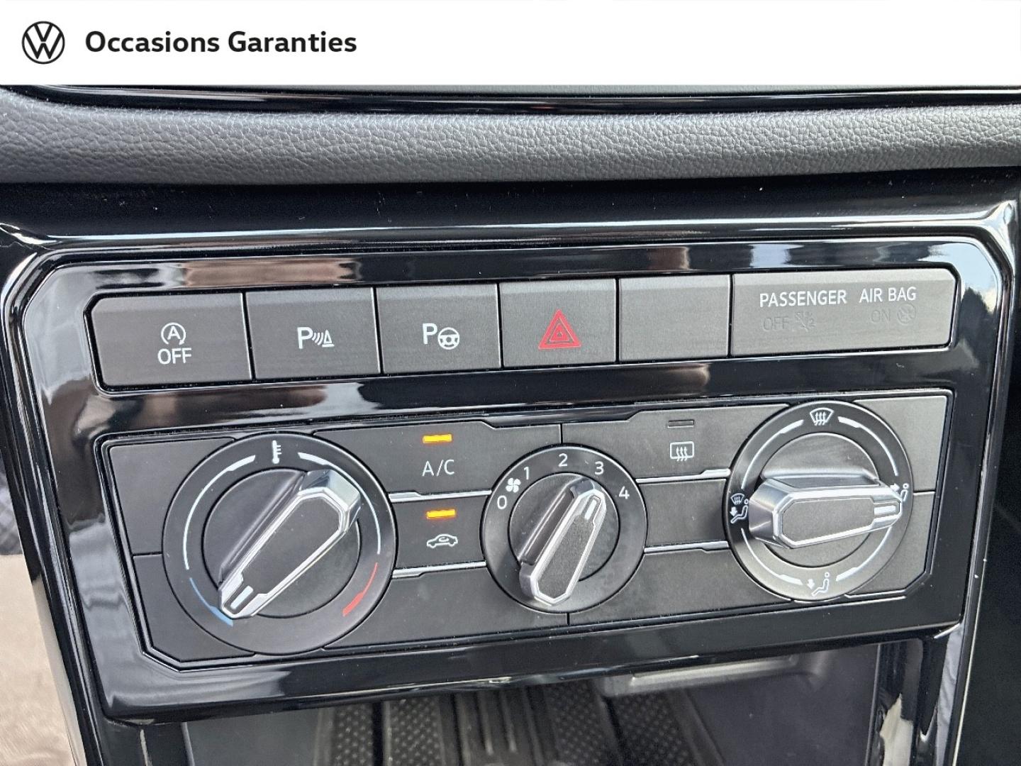 Voitures occasions VOLKSWAGEN T-CROSS Life Lens