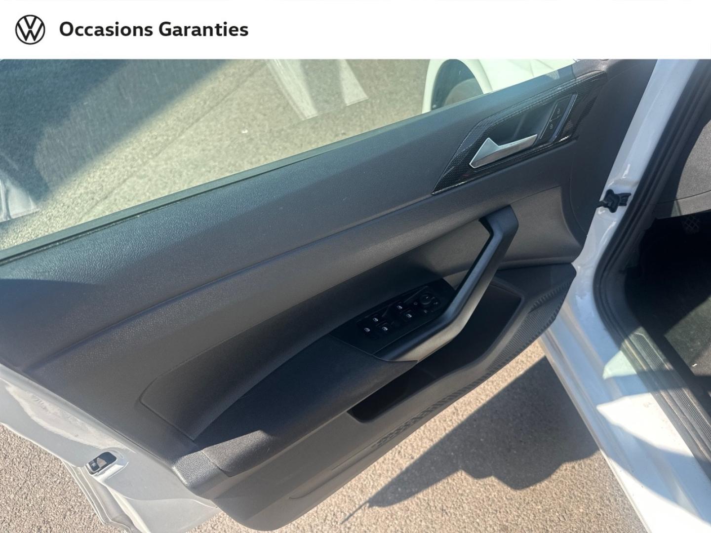 Voitures occasions VOLKSWAGEN POLO Life Business Lens