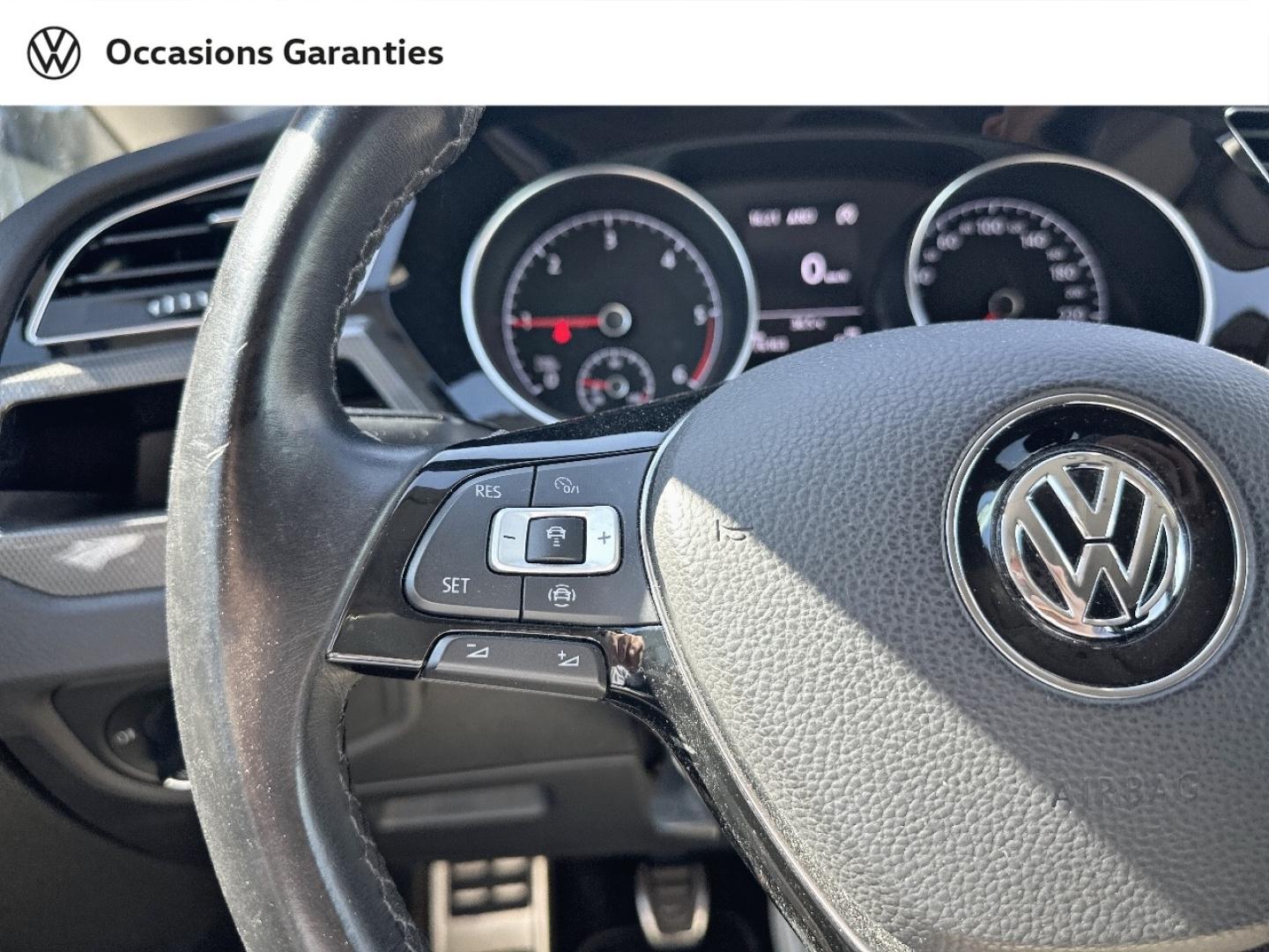 Voitures occasions VOLKSWAGEN TOURAN IQ.Drive Lens