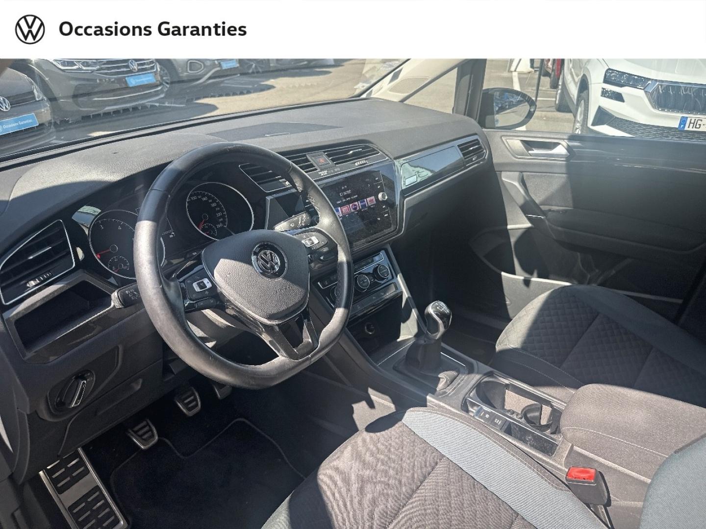 Voitures occasions VOLKSWAGEN TOURAN IQ.Drive Lens