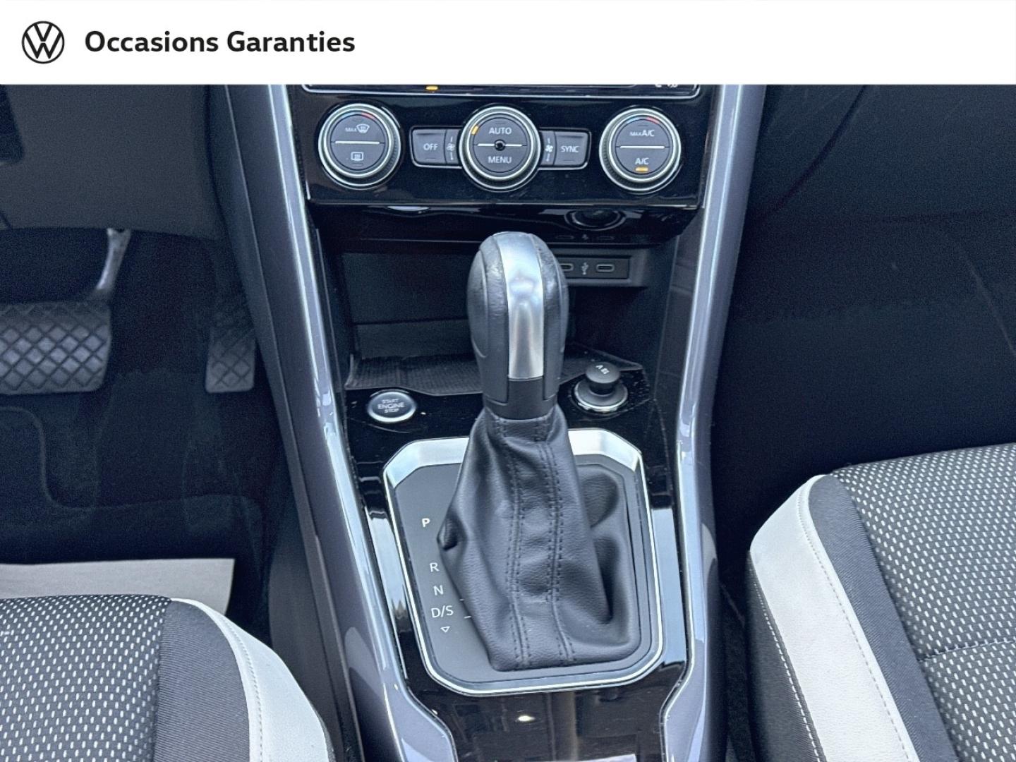 Voitures occasions VOLKSWAGEN T-ROC Carat Lens