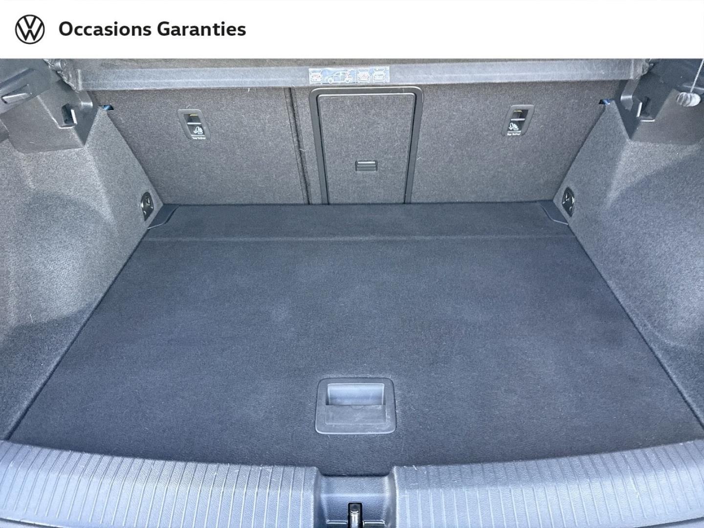Voitures occasions VOLKSWAGEN T-ROC Carat Lens