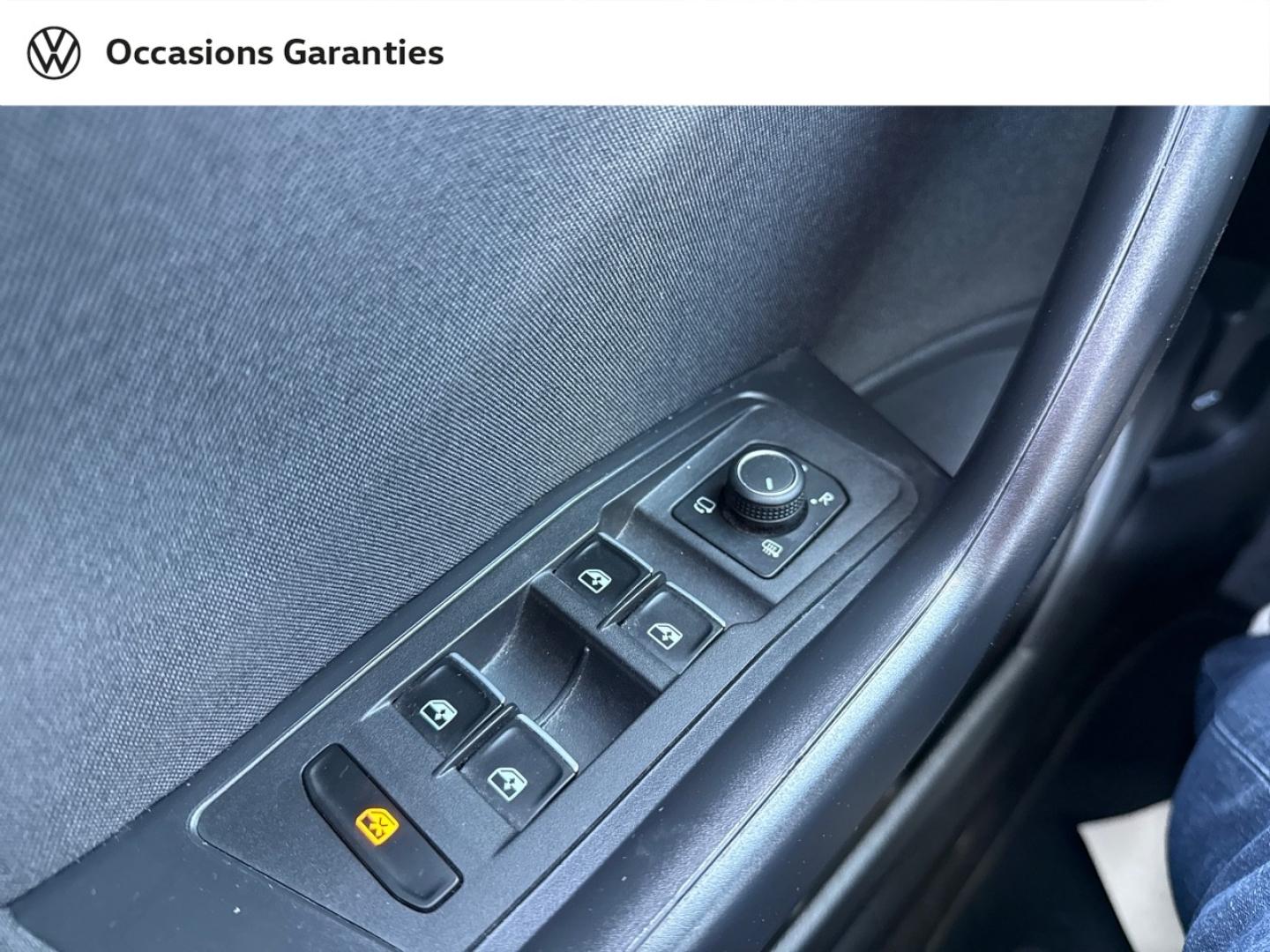 Voitures occasions VOLKSWAGEN T-ROC Carat Lens