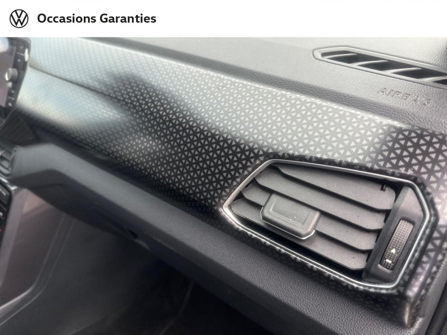 Voitures occasions VOLKSWAGEN T-CROSS R-Line Lens