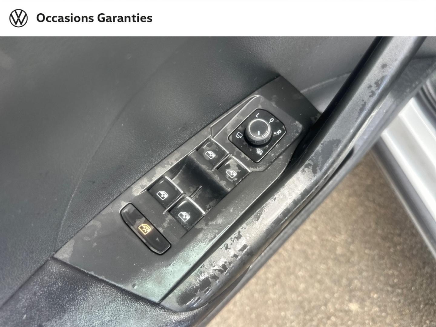 Voitures occasions VOLKSWAGEN T-CROSS R-Line Lens