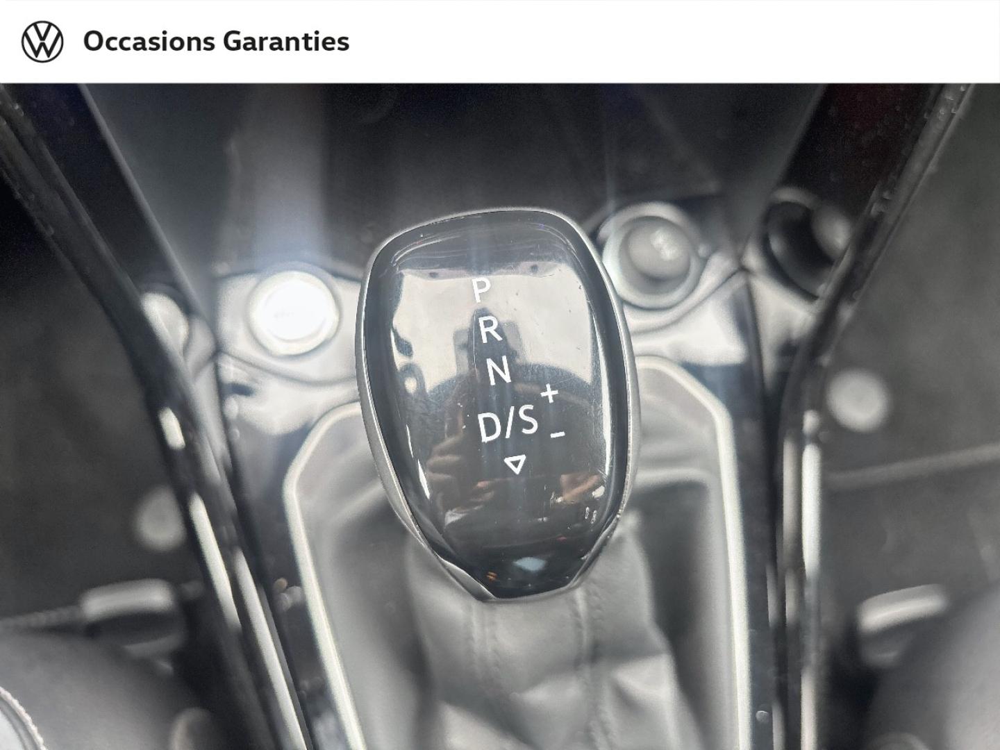 Voitures occasions VOLKSWAGEN T-ROC R-Line Lens