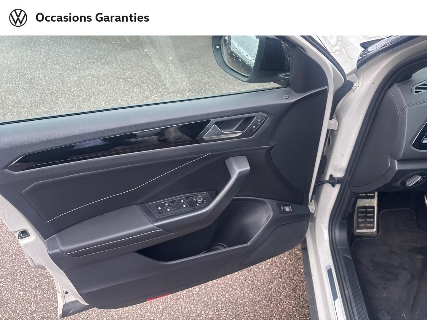 Voitures occasions VOLKSWAGEN T-ROC R-Line Lens