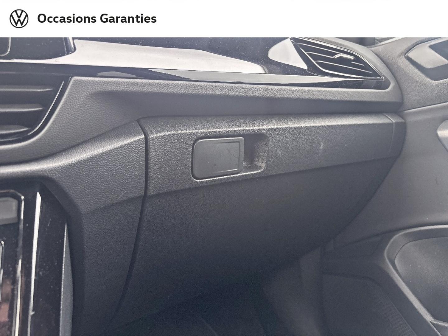 Voitures occasions VOLKSWAGEN T-ROC R-Line Lens