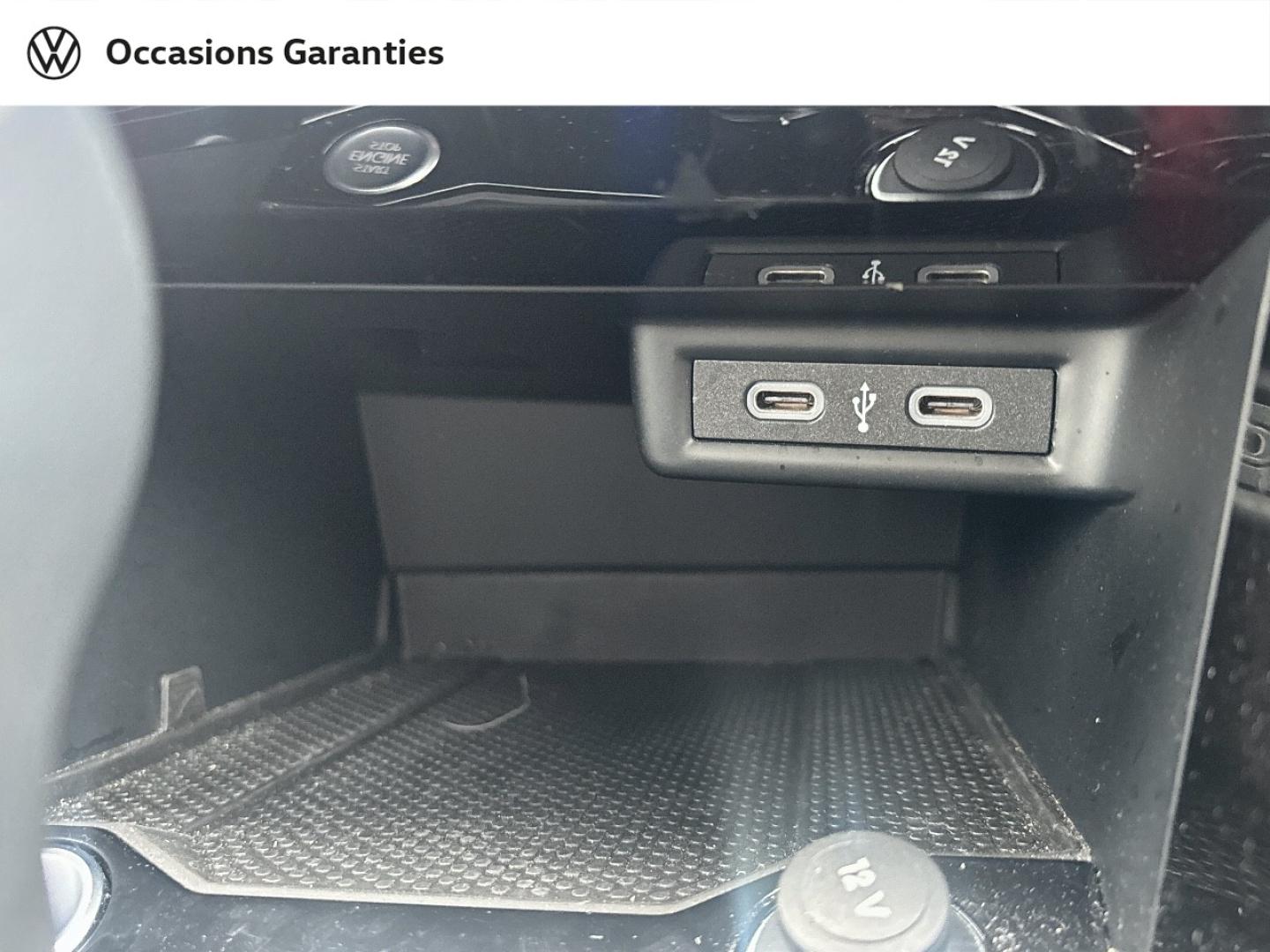 Voitures occasions VOLKSWAGEN T-ROC R-Line Lens