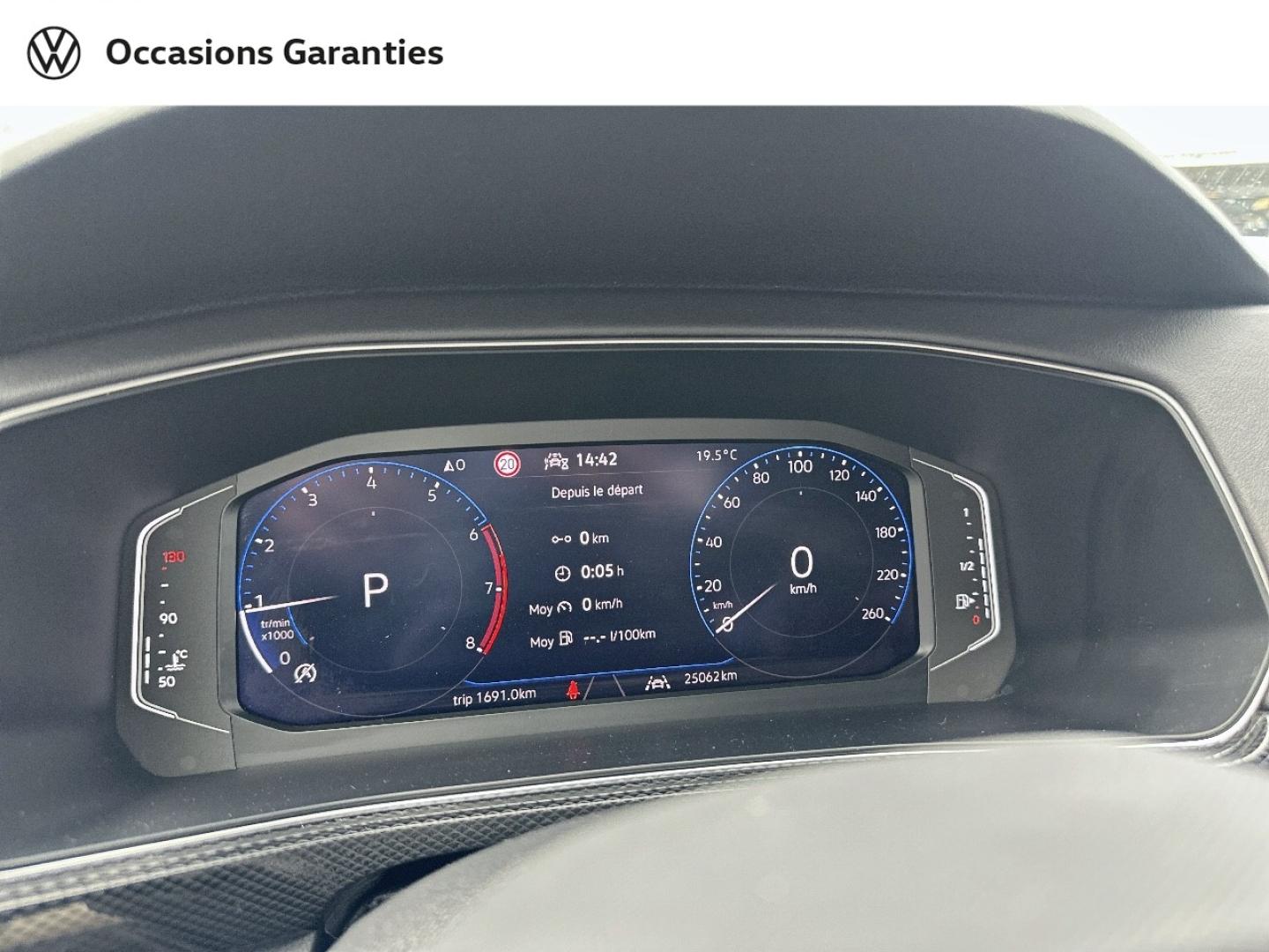 Voitures occasions VOLKSWAGEN T-CROSS R-Line Lens