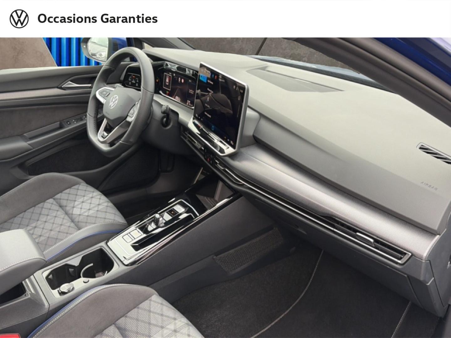 Voitures occasions VOLKSWAGEN GOLF R-Line Lens