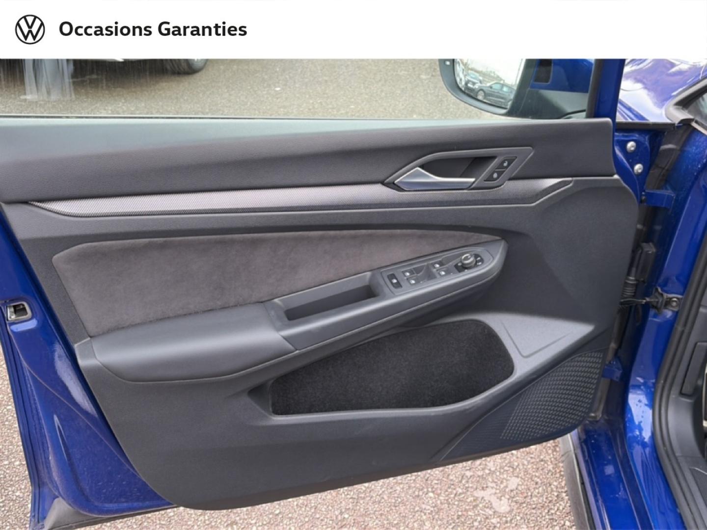 Voitures occasions VOLKSWAGEN GOLF R-Line Lens