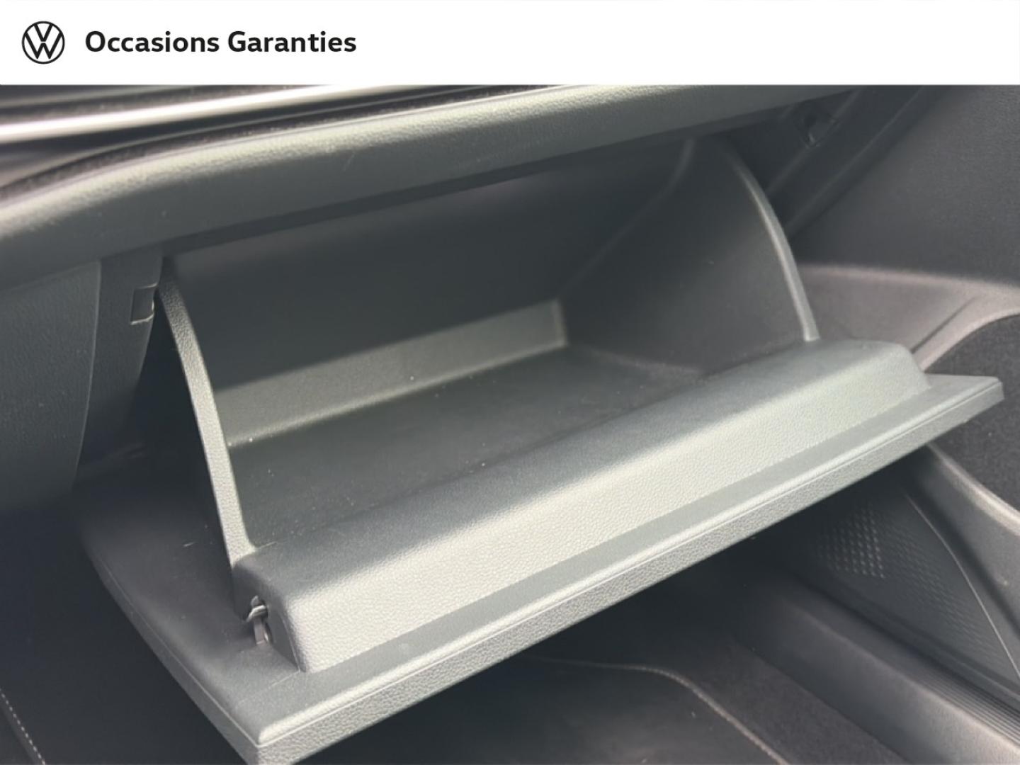 Voitures occasions VOLKSWAGEN GOLF R-Line Lens