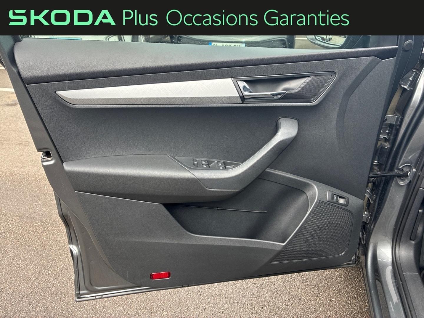 Voitures occasions ŠKODA KAROQ Selection Lens