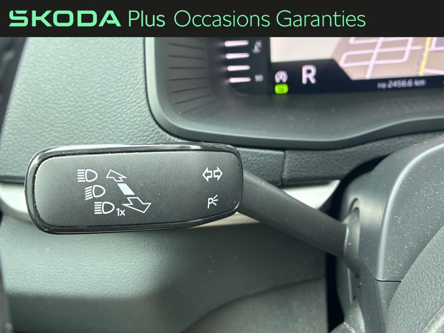 Voitures occasions ŠKODA KAROQ Selection Lens