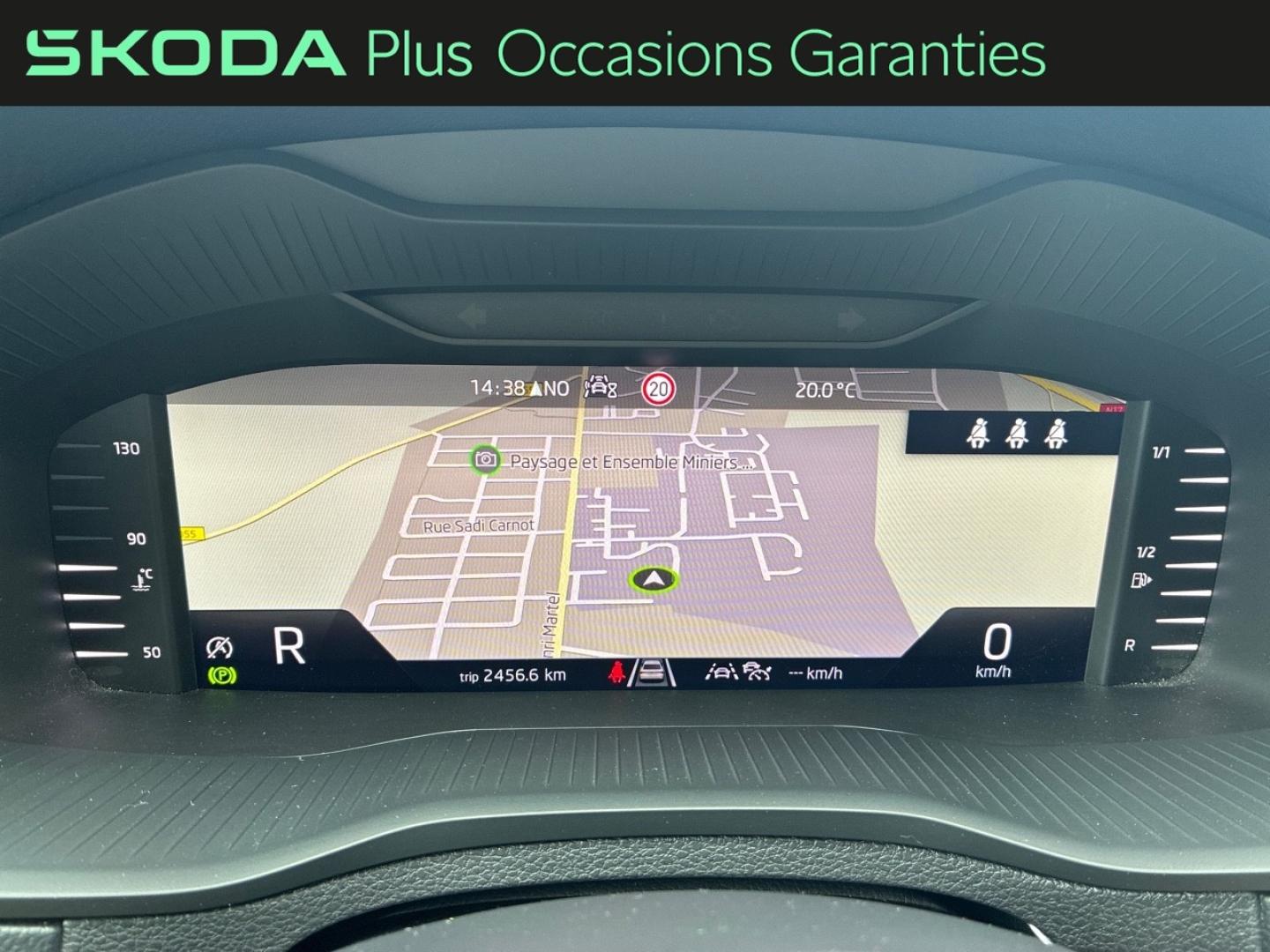Voitures occasions ŠKODA KAROQ Selection Lens