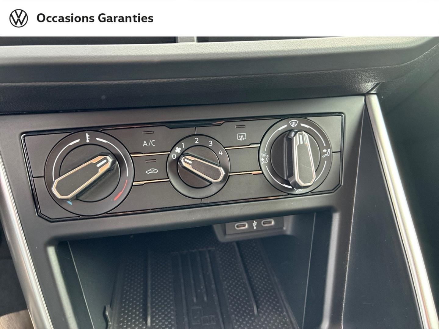 Voitures occasions VOLKSWAGEN POLO Life Lens