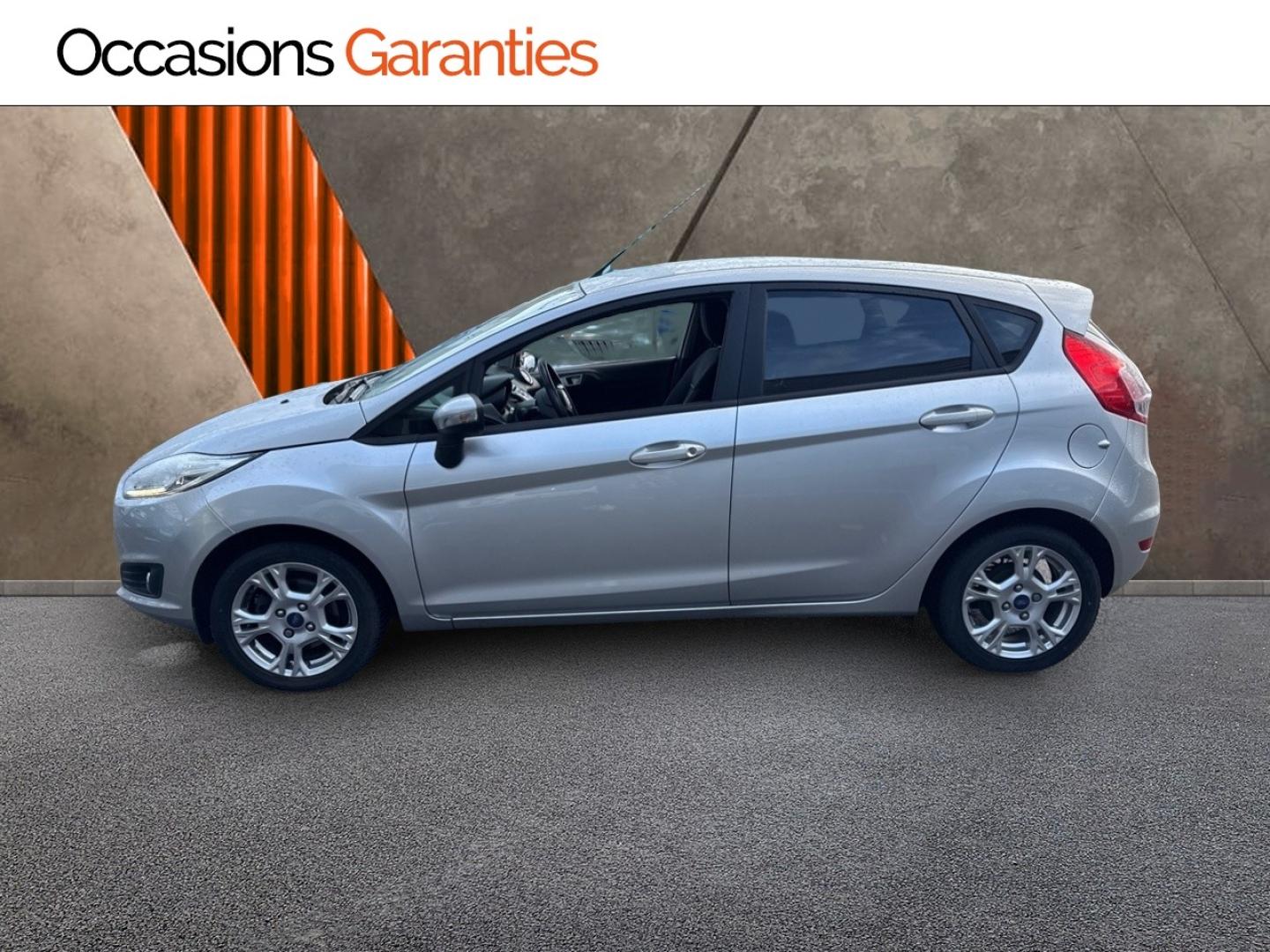 Voitures occasions FORD FIESTA Edition Lens