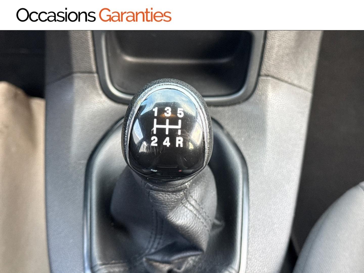 Voitures occasions FORD FIESTA Edition Lens