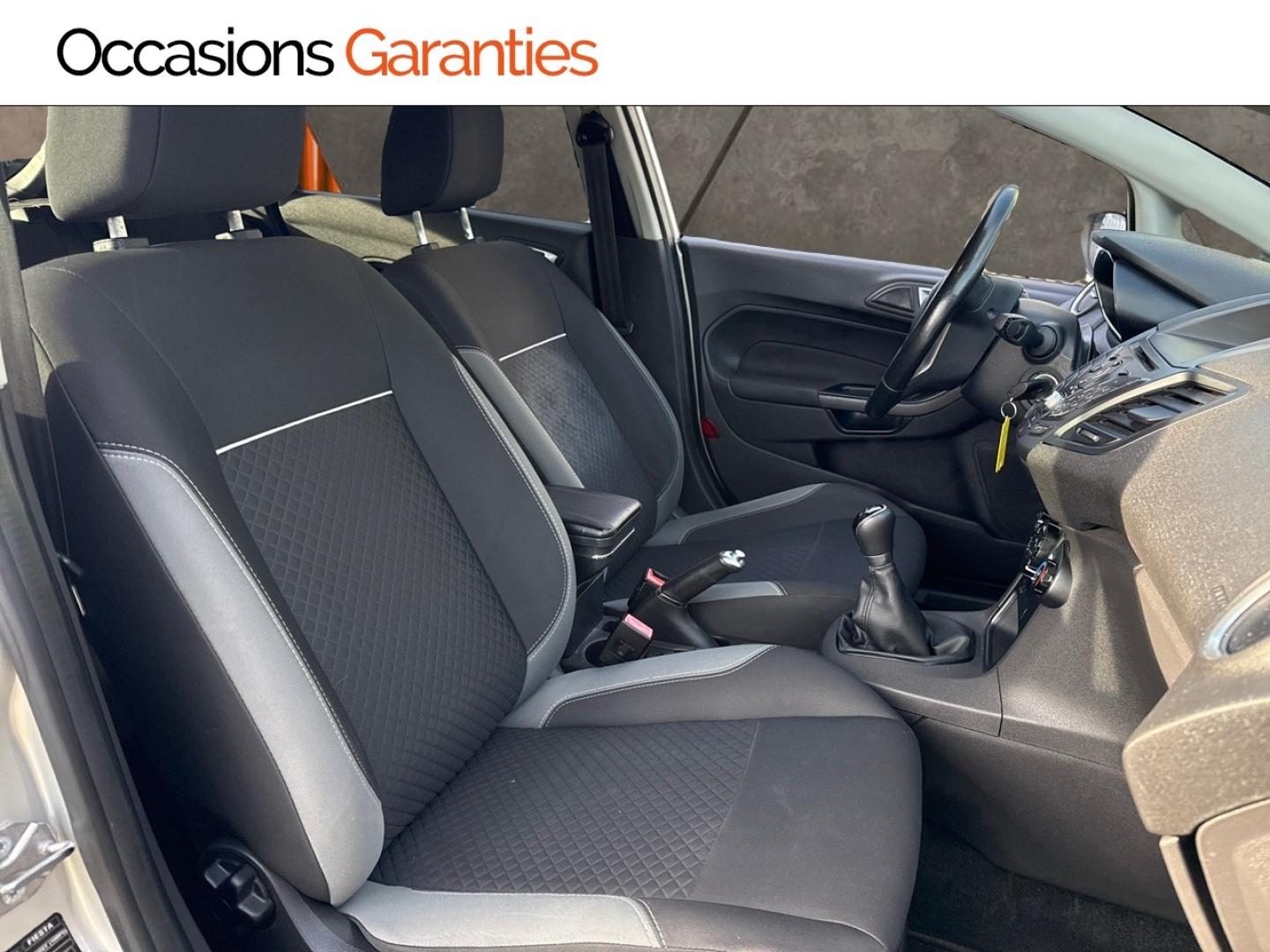 Voitures occasions FORD FIESTA Edition Lens