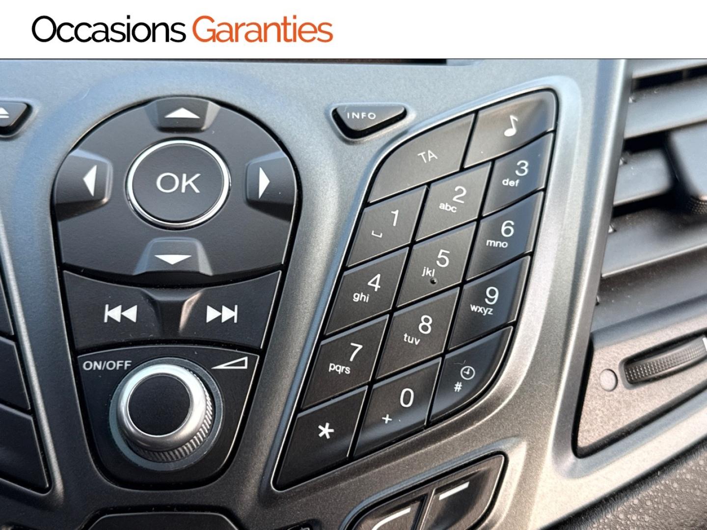 Voitures occasions FORD FIESTA Edition Lens