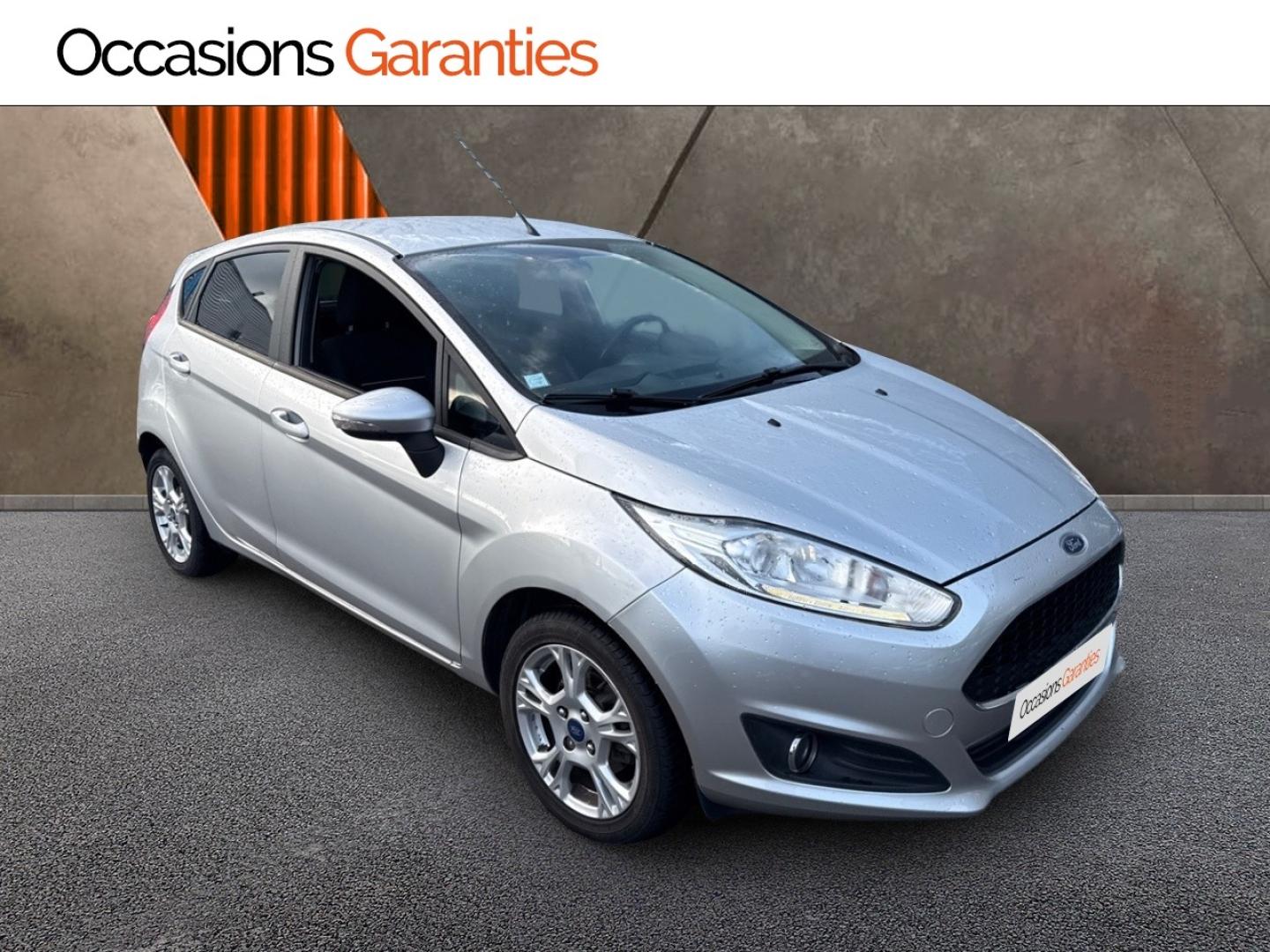 Voitures occasions FORD FIESTA Edition Lens