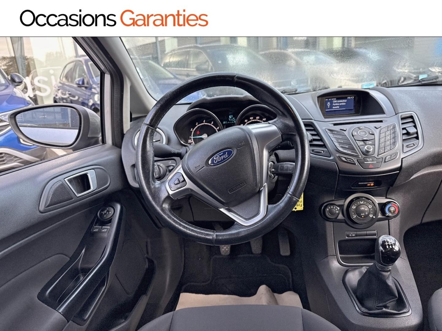 Voitures occasions FORD FIESTA Edition Lens