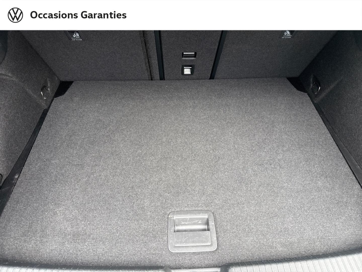 Voitures occasions VOLKSWAGEN GOLF R-Line Edition Lens