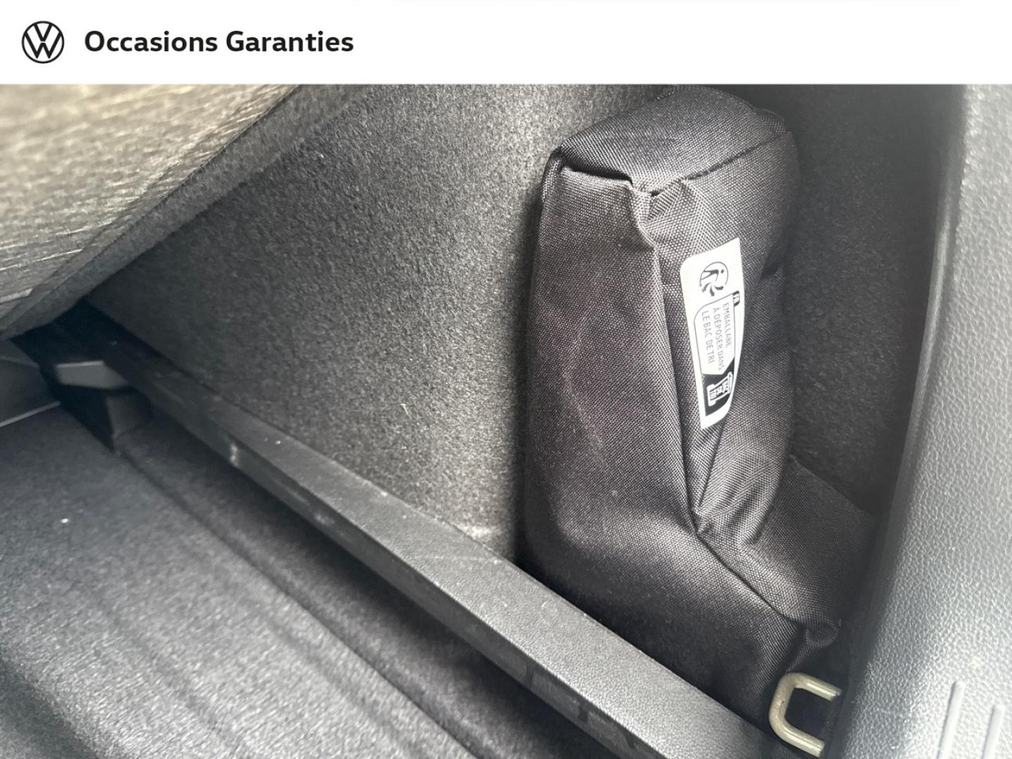 Voitures occasions VOLKSWAGEN GOLF R-Line Edition Lens