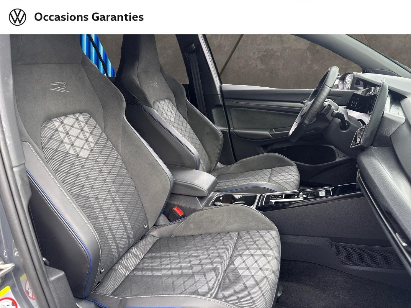 Voitures occasions VOLKSWAGEN GOLF R-Line Edition Lens