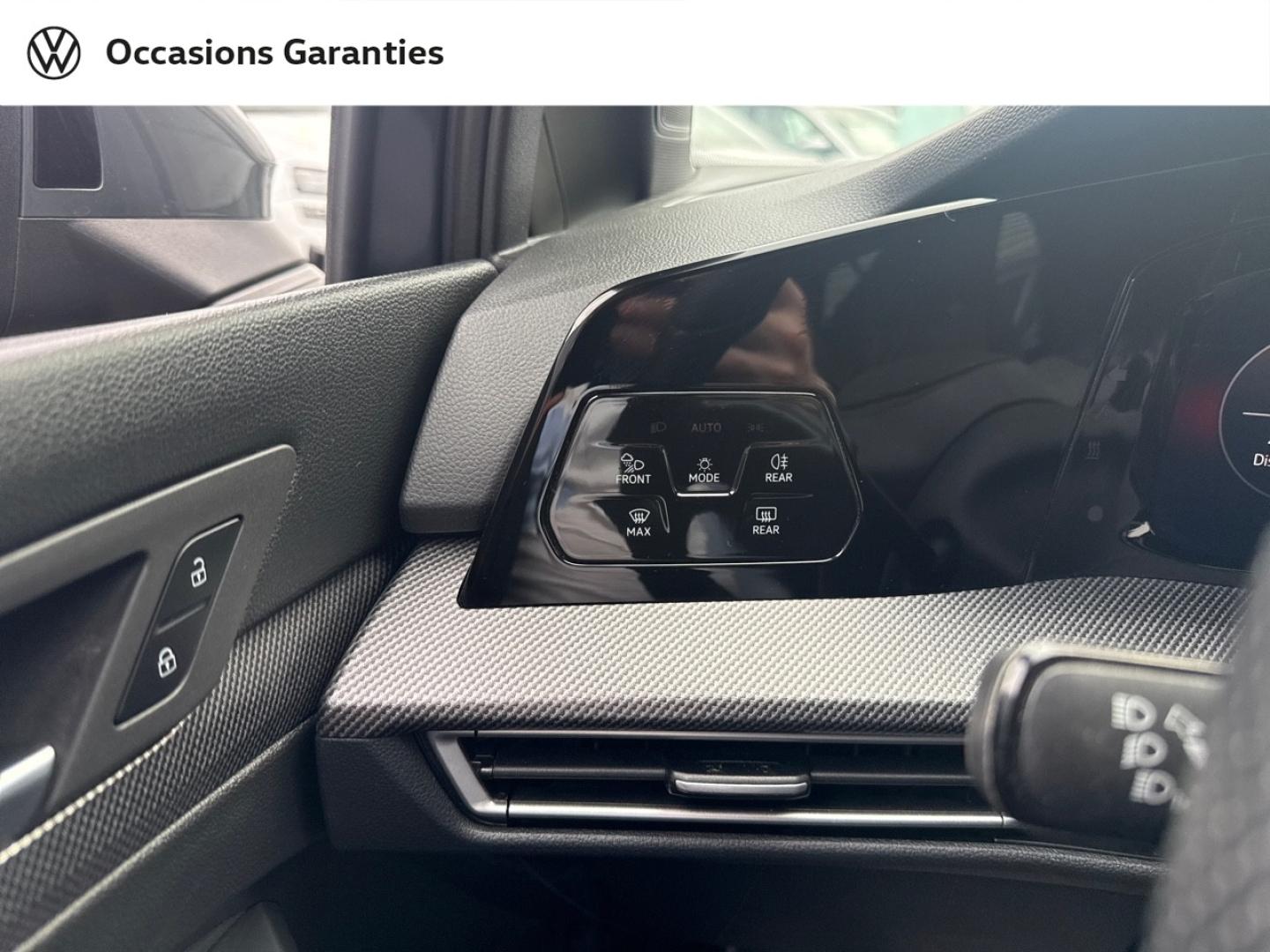 Voitures occasions VOLKSWAGEN GOLF R-Line Edition Lens