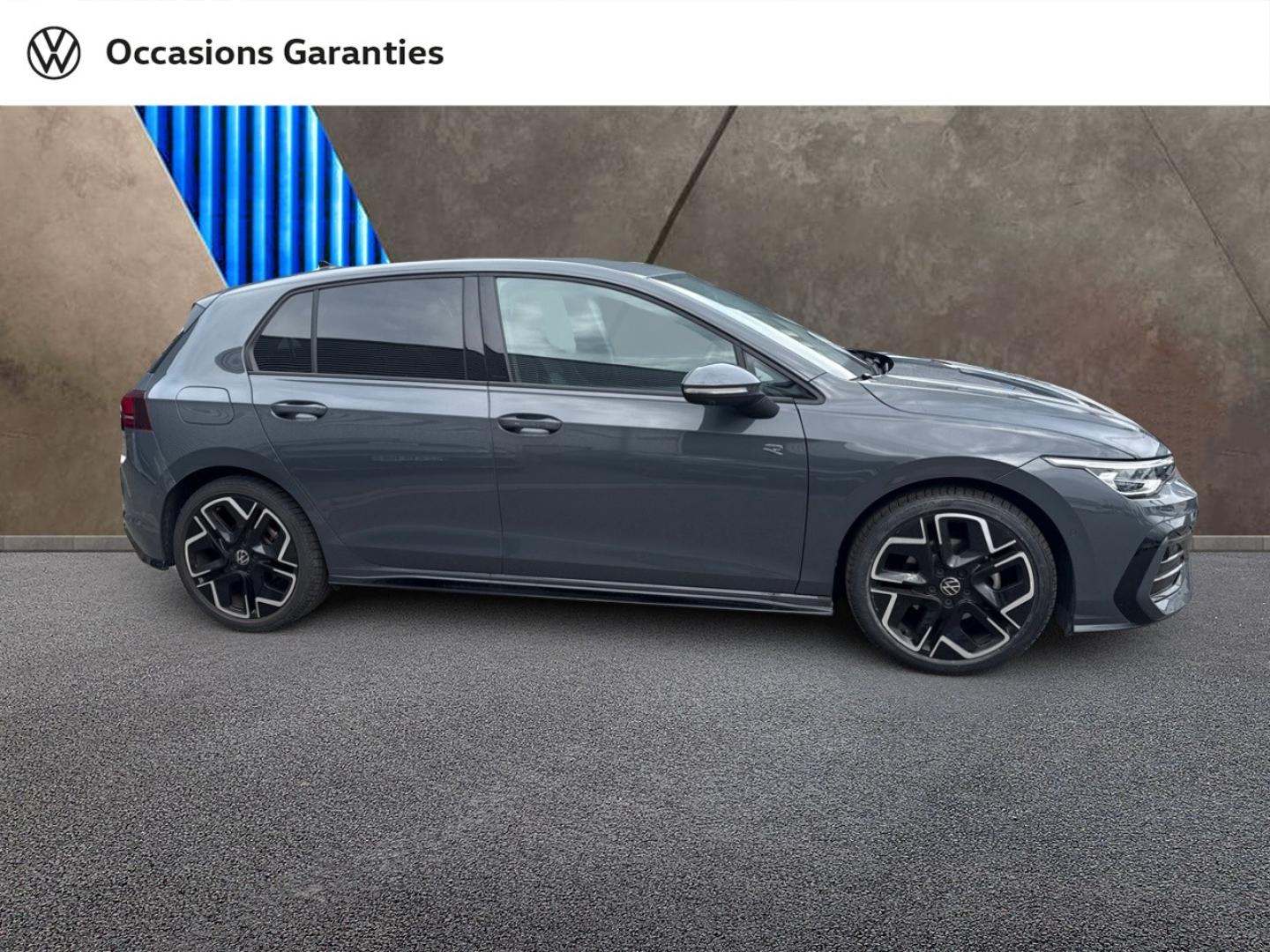 Voitures occasions VOLKSWAGEN GOLF R-Line Edition Lens