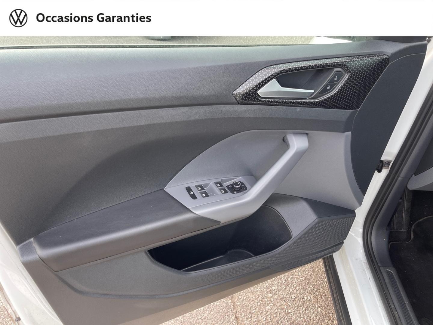 Voitures occasions VOLKSWAGEN T-CROSS Carat Lens