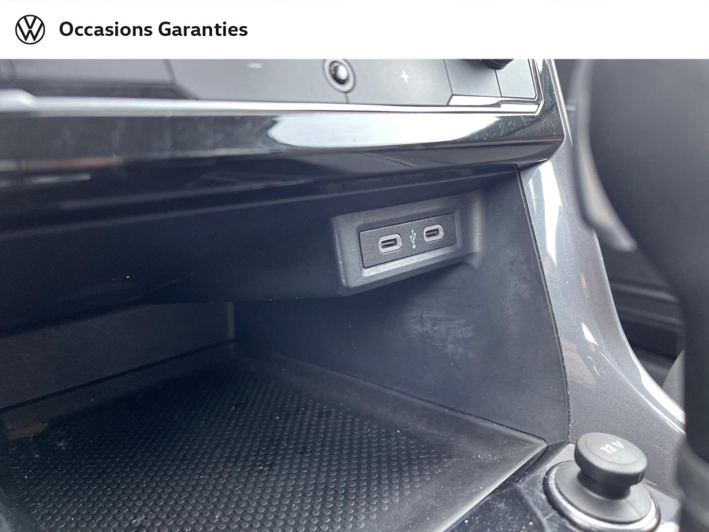 Voitures occasions VOLKSWAGEN T-CROSS Carat Lens
