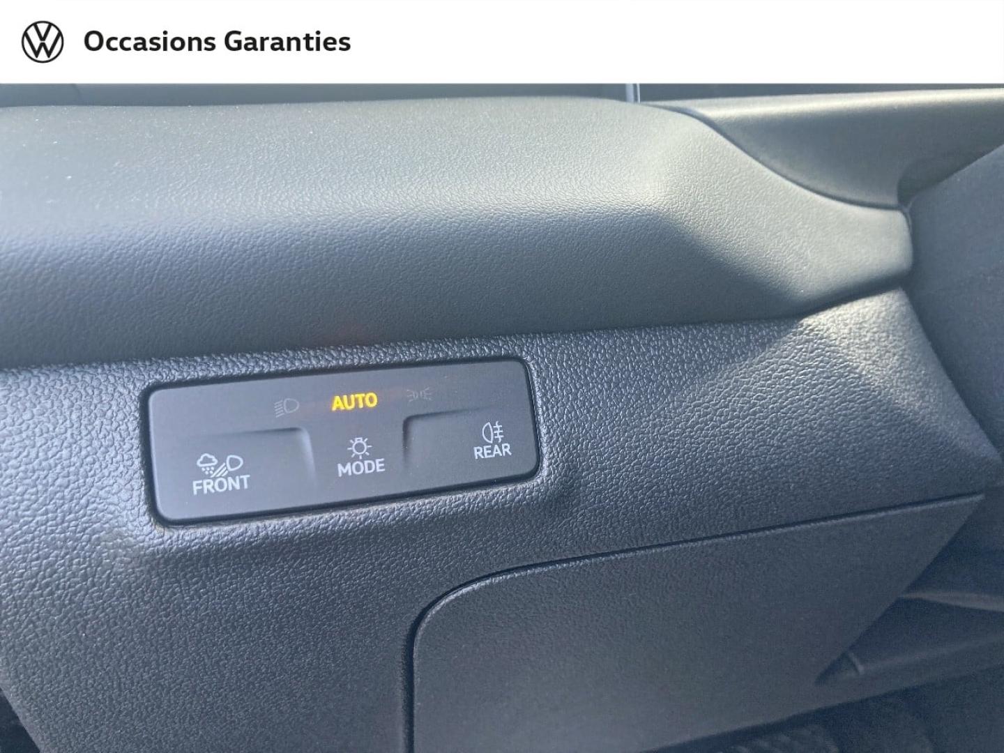 Voitures occasions VOLKSWAGEN T-ROC Style Lens