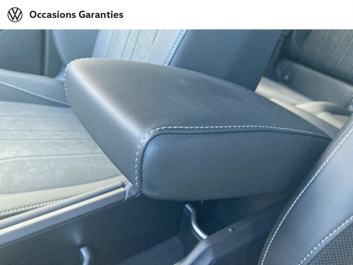 Voitures occasions VOLKSWAGEN T-ROC Style Lens