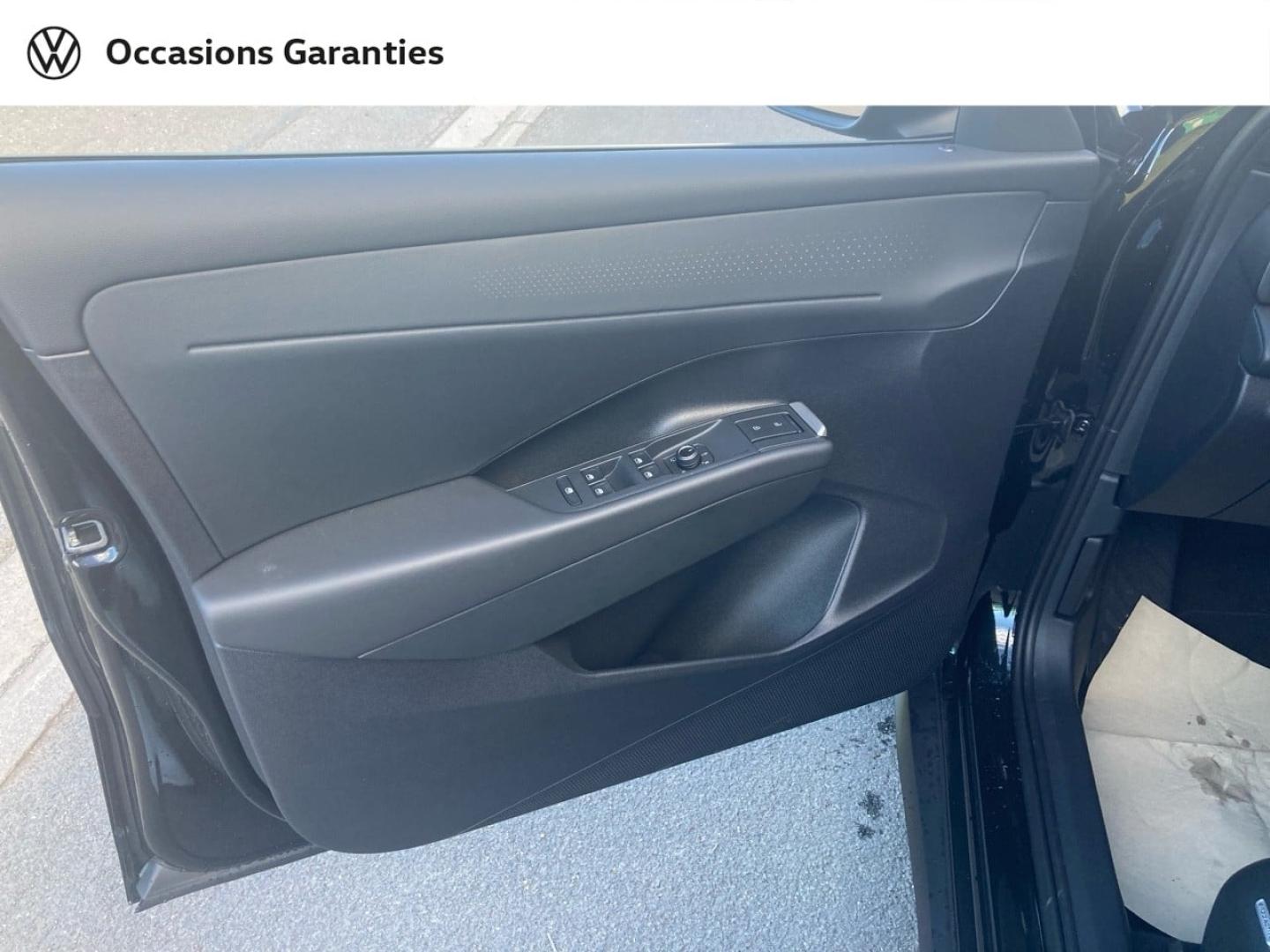 Voitures occasions VOLKSWAGEN T-ROC Style Lens